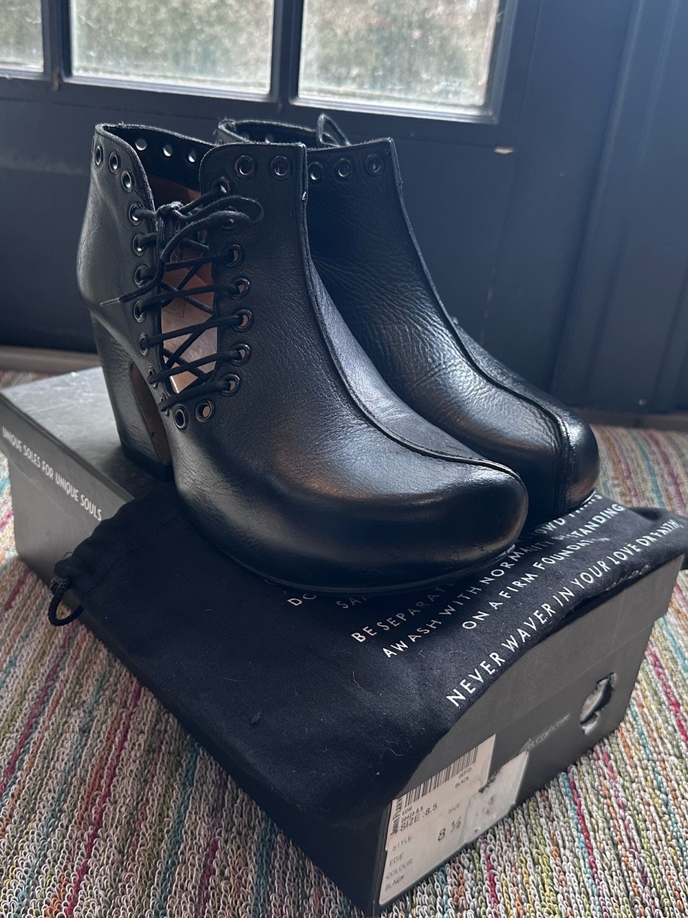Fluevog Prepare Venturous black leather corset lace platform bootie- 8.5 (fits8)